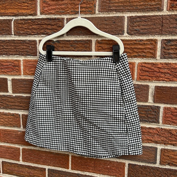 Urban Outfitters Gingham Checkered Mini Skirt - Picture 4 of 7